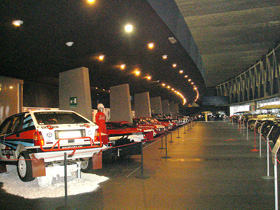 自動車博物館展示