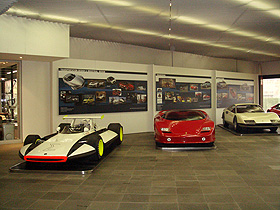 カーコレクション展示